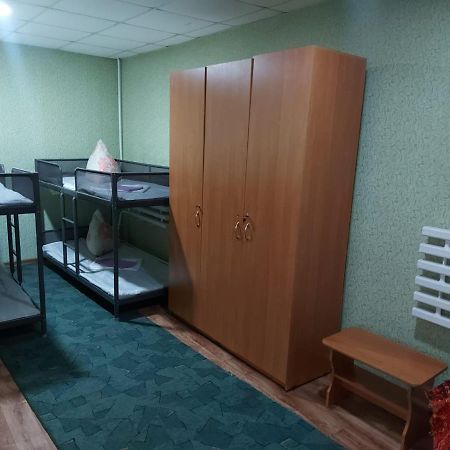 Alatau Mini-Hotel Pavlodar Bagian luar foto