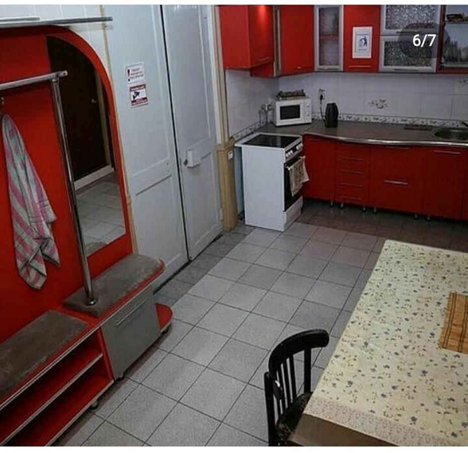 Alatau Mini-Hotel Pavlodar Bagian luar foto
